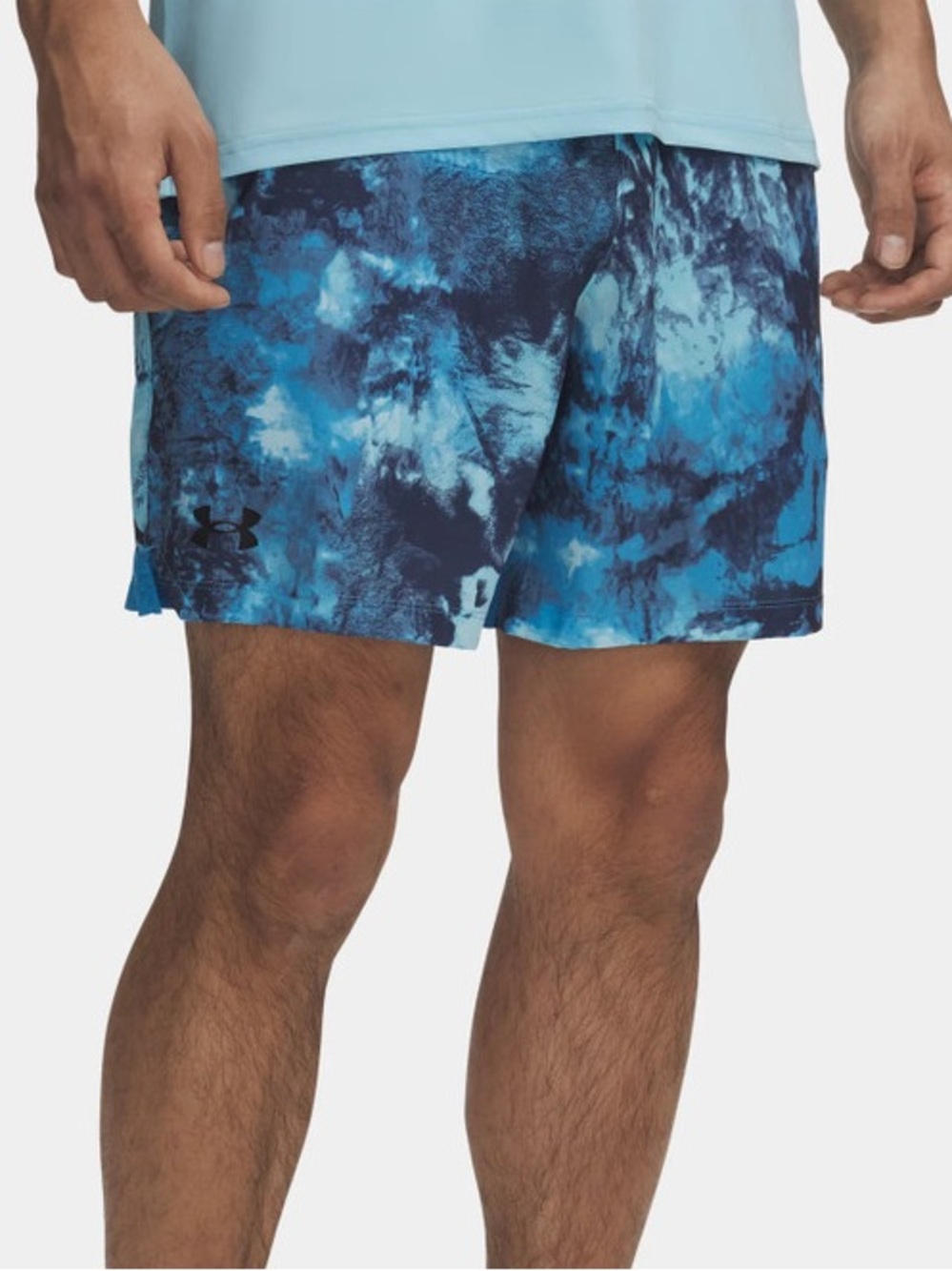 Under Armour Vanish Woven 6” Inseam Blue and Black Printed Shorts No Liner MENS